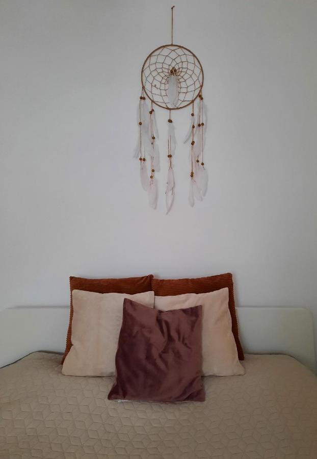 Cocooning In A Lovely Mountain Suite - Two Azuga Exterior foto