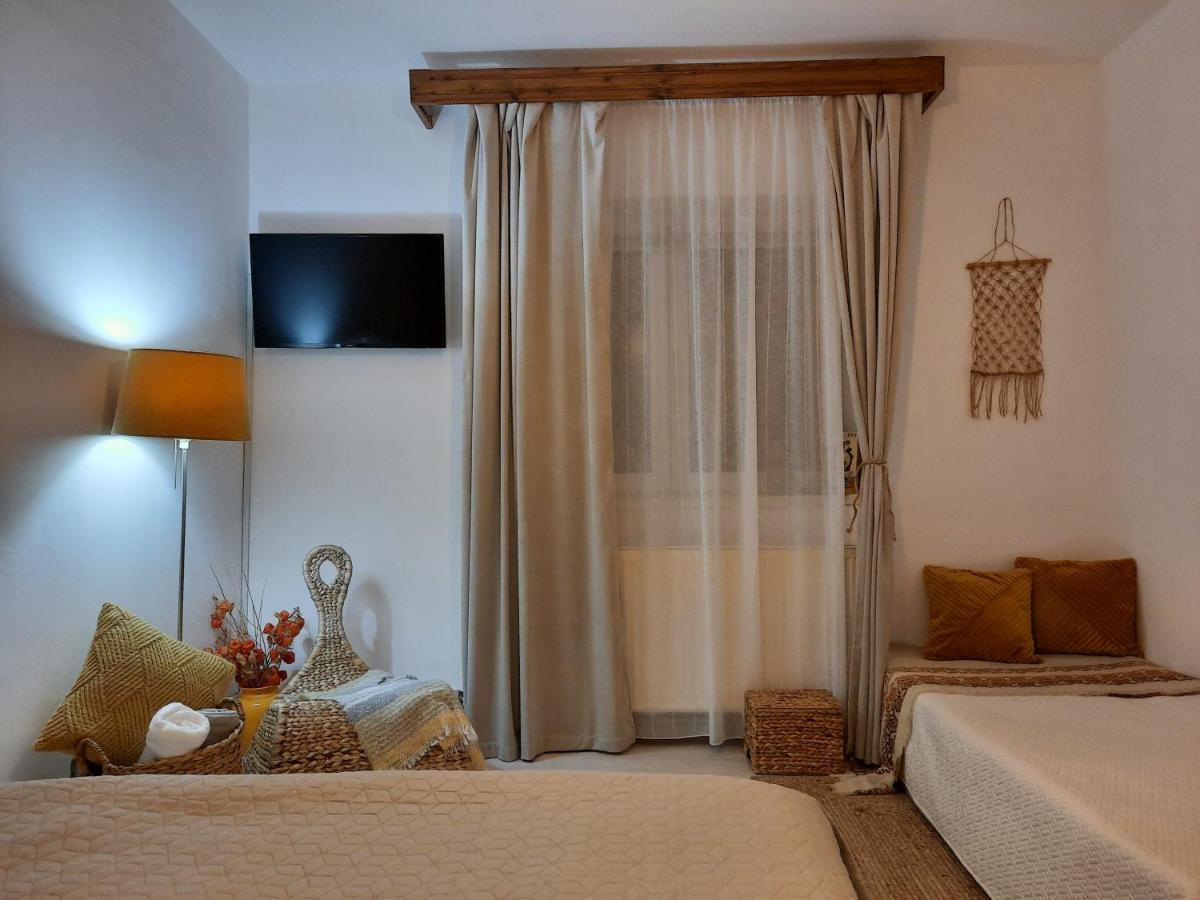 Cocooning In A Lovely Mountain Suite - Two Azuga Exterior foto